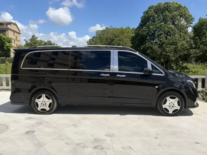 Viano 2023 Model 2.0T Elite Edition 7 seat – фото 6