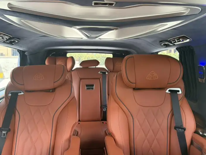Viano 2023 Model 2.0T Elite Edition 7 seat – фото 9