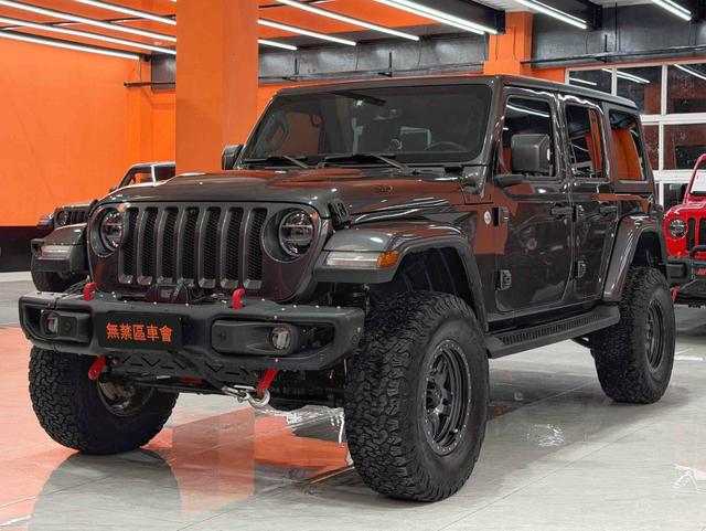 Jeep Wrangler 2019 2.0T Sahara 4-Door China VI – фото 1