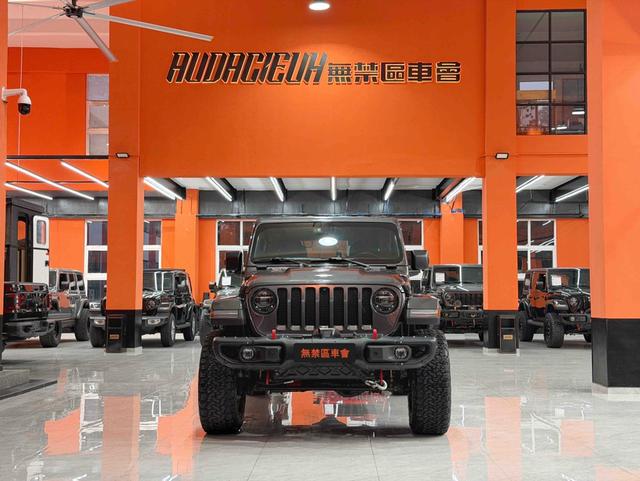 Jeep Wrangler 2019 2.0T Sahara 4-Door China VI – фото 2