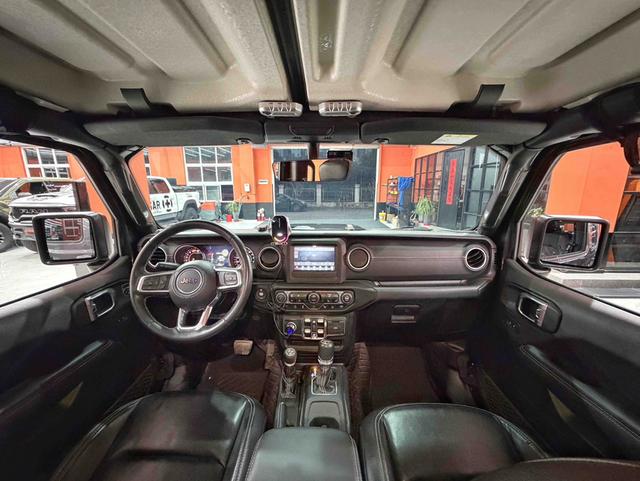 Jeep Wrangler 2019 2.0T Sahara 4-Door China VI – фото 9
