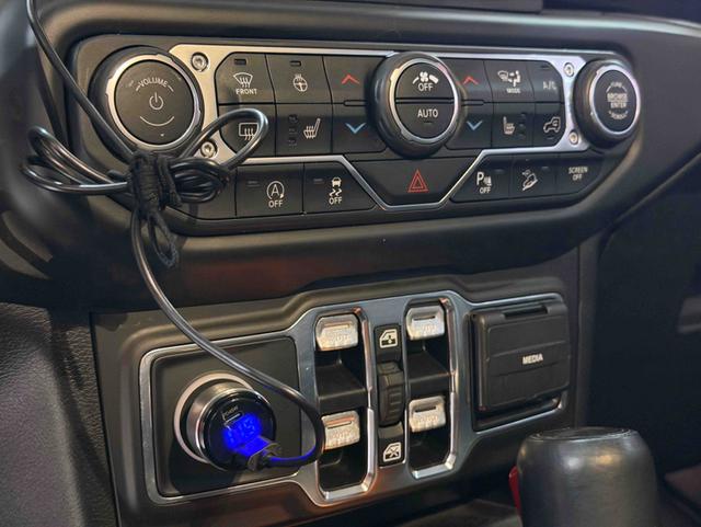 Jeep Wrangler 2019 2.0T Sahara 4-Door China VI – фото 11