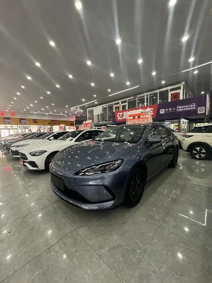 BYD Seal 05DM 2026 Model DM-i 128KM Luxury Model – фото 1
