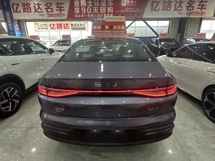 BYD Seal 05DM 2026 Model DM-i 128KM Luxury Model – фото 5