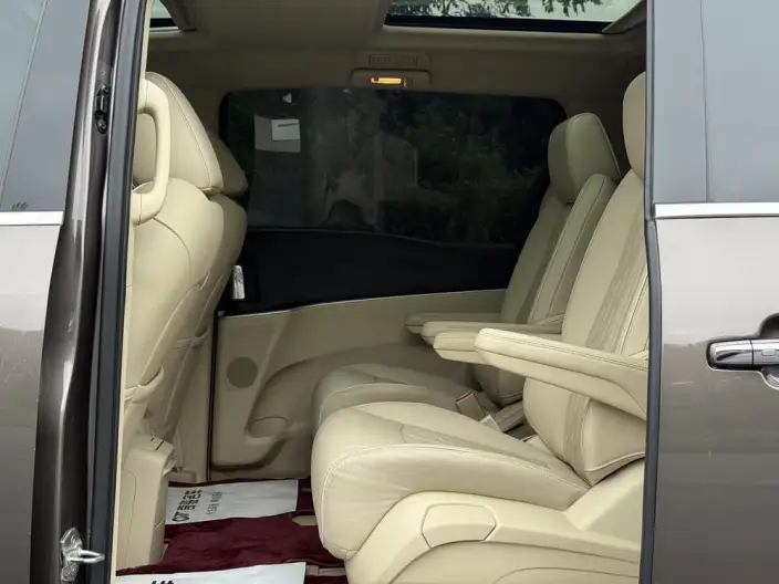 Buick GL8 2022 Model Facelift Business class 2.0T Noble Model – фото 9