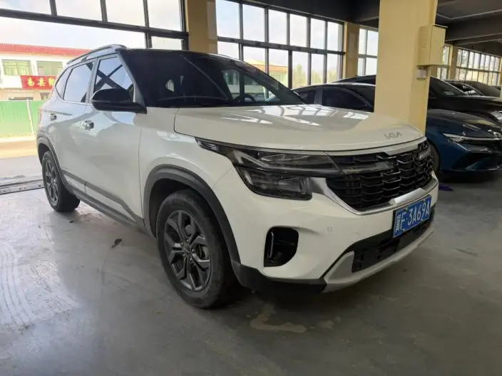 Kia Seltos 2023 Model 1.5L IVT Deluxe Edition