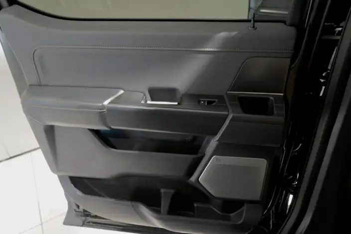 Ford F-150 Raptor 2023 Model Raptor EcoBoost 3.5T V6 – фото 8