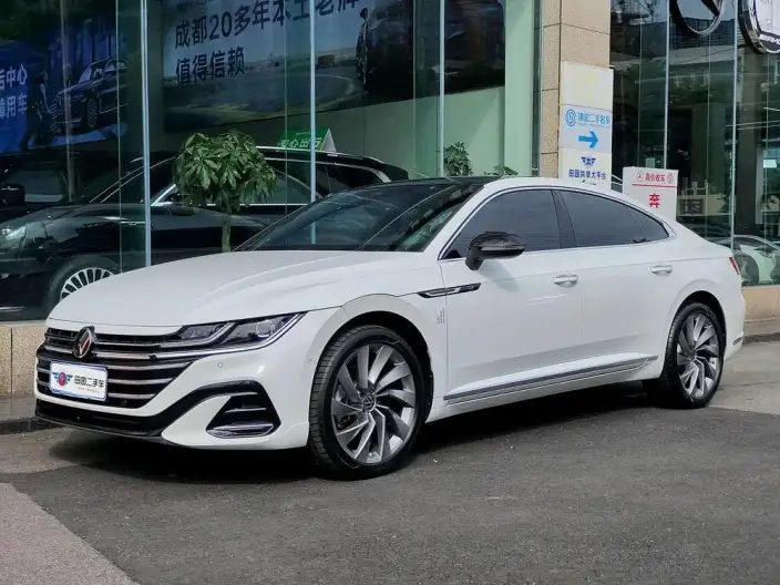 Volkswagen CC 2024 Model 380TSI Eye-catching version – фото 1