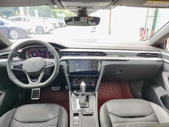 Volkswagen CC 2024 Model 380TSI Eye-catching version – фото 8