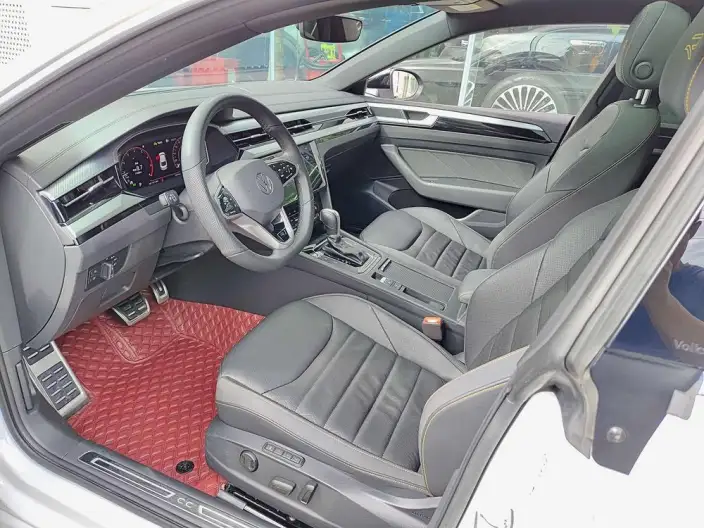 Volkswagen CC 2024 Model 380TSI Eye-catching version – фото 9