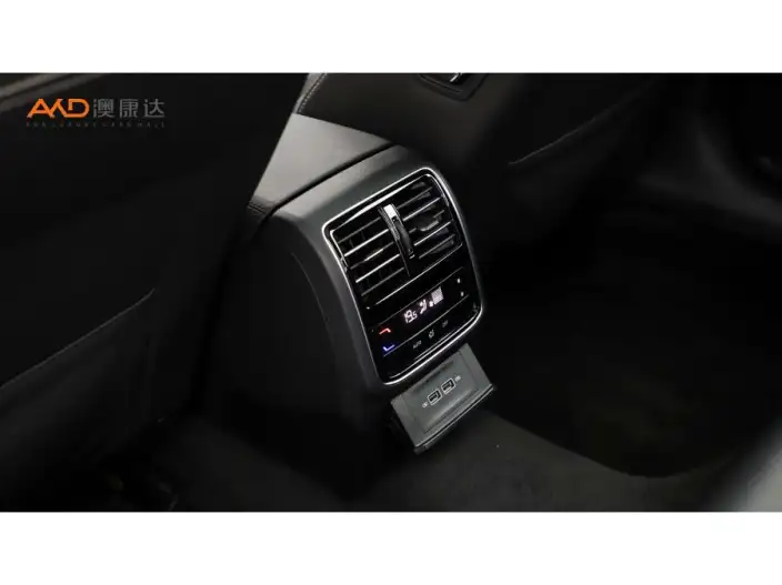 Volkswagen Magotan 2020 Model 330TSI DSG Luxury Model – фото 5
