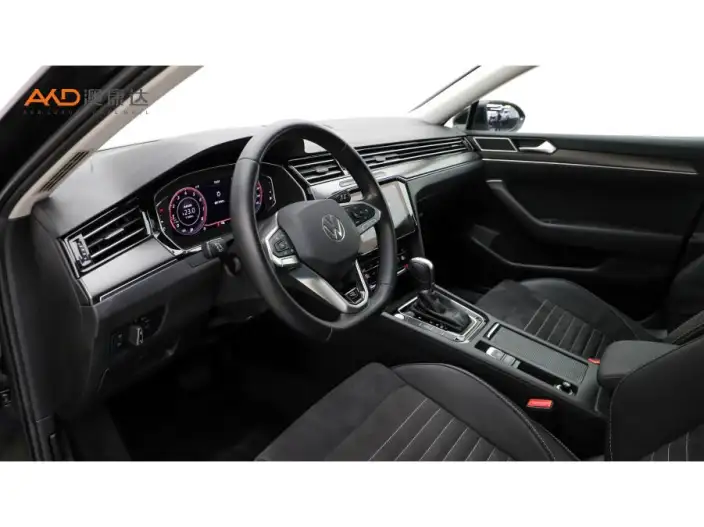 Volkswagen Magotan 2020 Model 330TSI DSG Luxury Model – фото 7