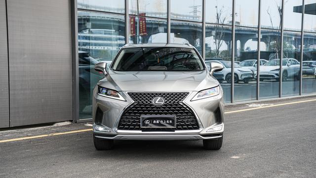 Lexus RX 2020 Facelift 300 2WD Comfort – фото 2