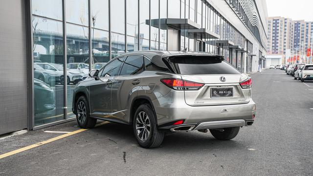 Lexus RX 2020 Facelift 300 2WD Comfort – фото 6
