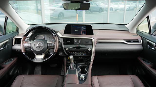 Lexus RX 2020 Facelift 300 2WD Comfort – фото 15