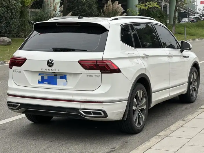 Volkswagen Tiguan L 2022 Model 330TSI Automatic 2WD R-Line Enjoy the version more – фото 6