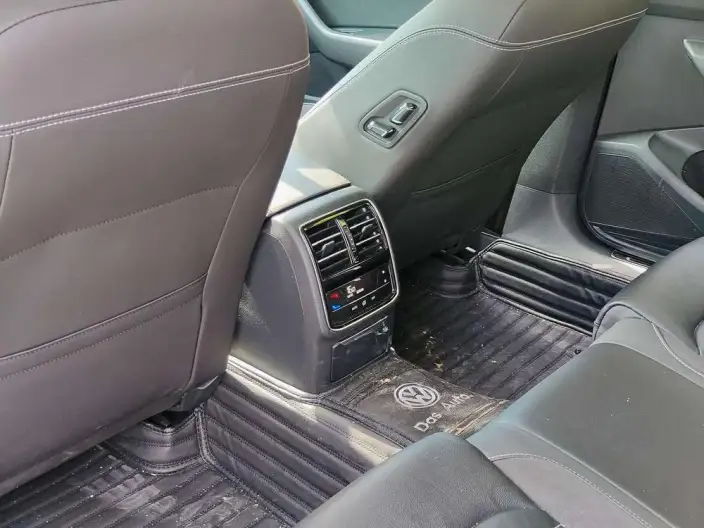 Volkswagen Magotan 2020 Model 330TSI DSG Leading Model – фото 6
