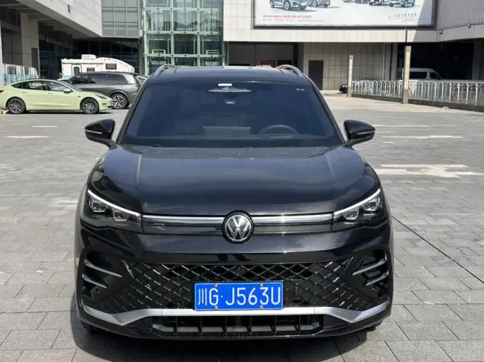 Volkswagen Tiguan L 2026 Model Pro 380TSI 2WD R-Line Pilot Edition – фото 2