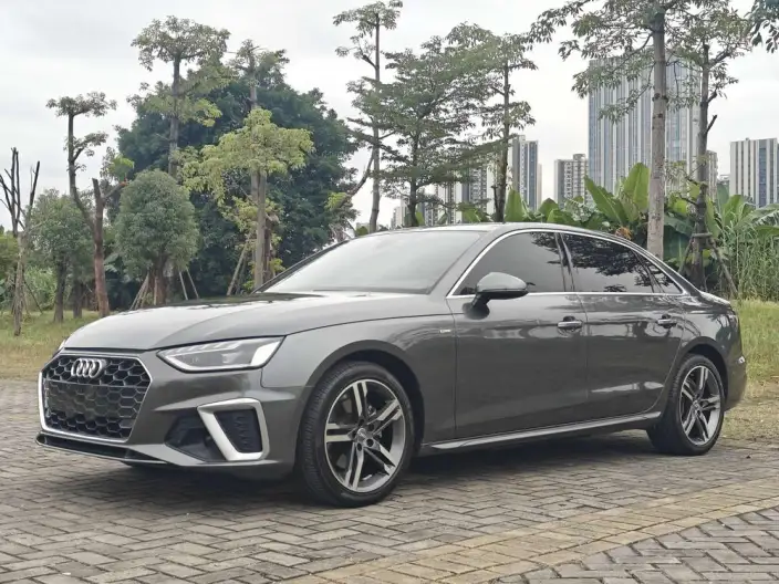 Audi A4 L 2020 Model 40 TFSI Luxury Dynamic Model – фото 1