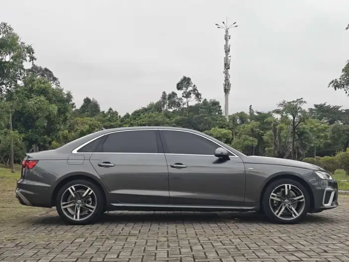 Audi A4 L 2020 Model 40 TFSI Luxury Dynamic Model – фото 8