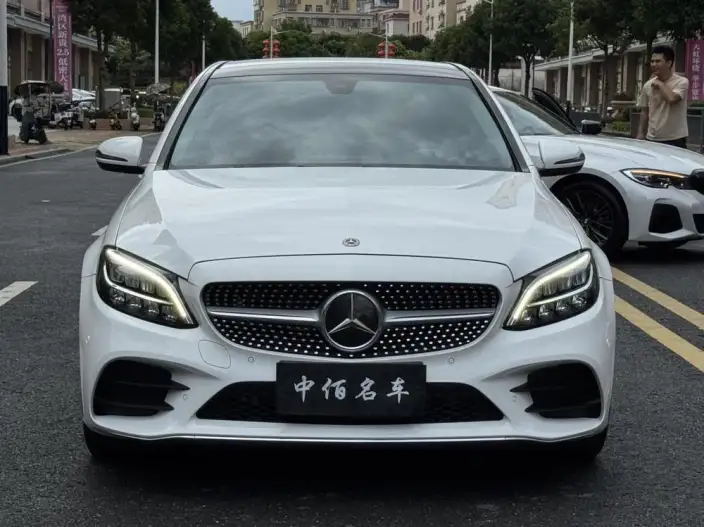 Mercedes-Benz C-Class 2021 Model C 260 L Sports Edition – фото 2