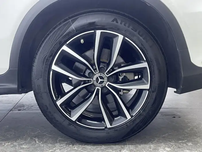 Mercedes-Benz GLC 2021 Model GLC 300 L 4MATIC Dynamic Model – фото 9