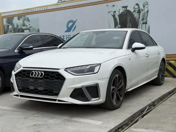 Audi A4 L 2020 Model 40 TFSI Fashion Dynamic Model – фото 1