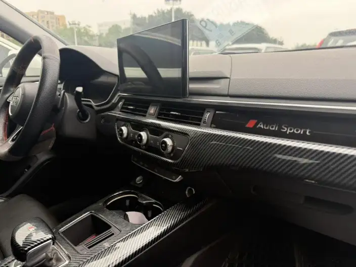 Audi A4 L 2020 Model 40 TFSI Fashion Dynamic Model – фото 3