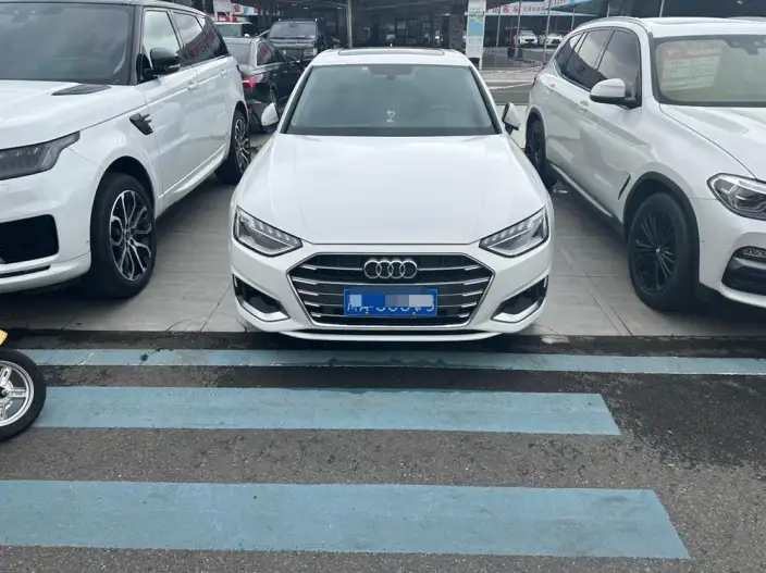 Audi A4 L 2020 Model 40 TFSI Fashion Dynamic Model – фото 2