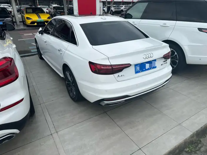 Audi A4 L 2020 Model 40 TFSI Fashion Dynamic Model – фото 4