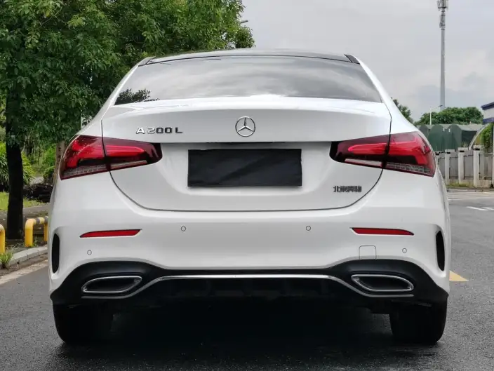 Mercedes-Benz A-class 2021 Model A 200 L Sports sedan Fashion Edition – фото 6