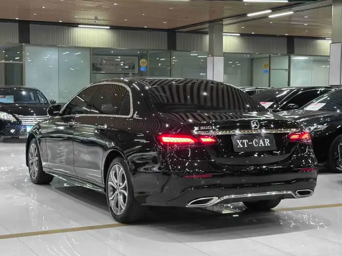 Mercedes-Benz E-Class 2021 Model E 300 L Luxury Model Sports sedan – фото 4