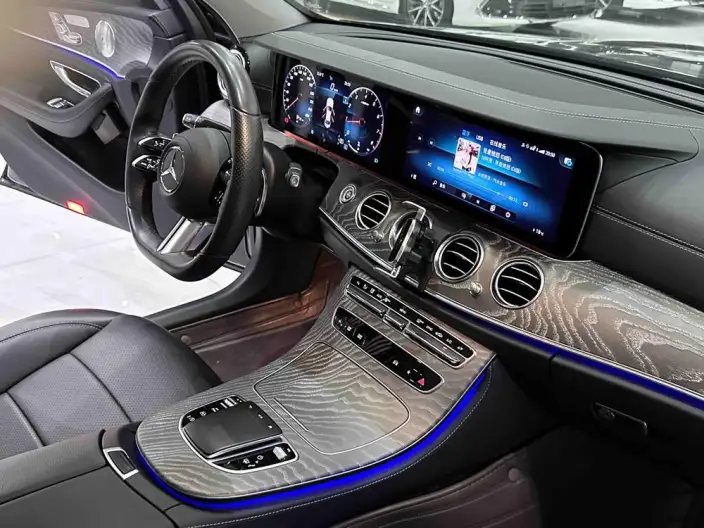 Mercedes-Benz E-Class 2021 Model E 300 L Luxury Model Sports sedan – фото 10