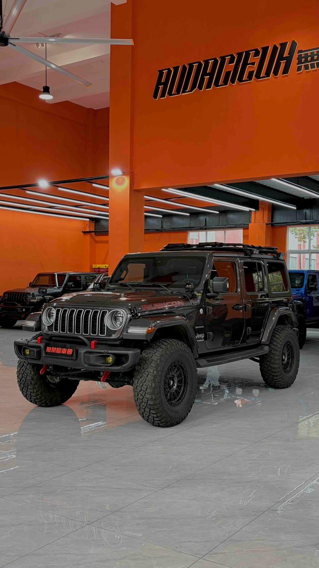 Jeep Wrangler 2024 2.0T Sahara 4-Door – фото 1
