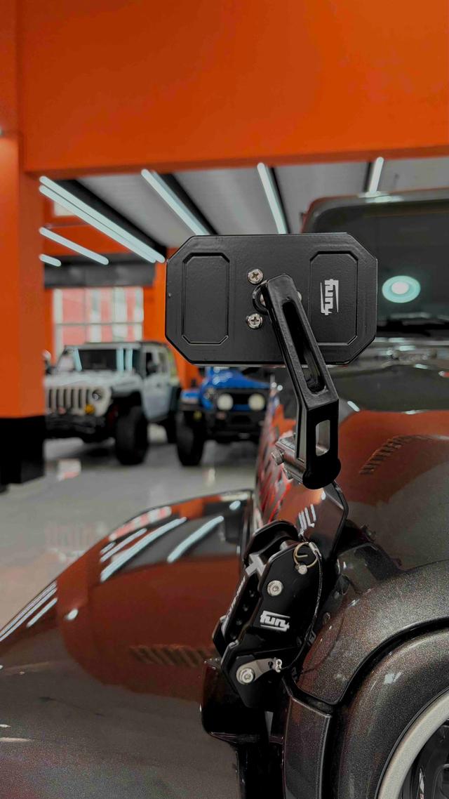 Jeep Wrangler 2024 2.0T Sahara 4-Door – фото 9