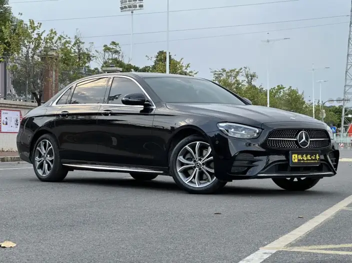 Mercedes-Benz E-Class 2023 Model Facelift E 300 L Luxury Model Sports sedan – фото 3