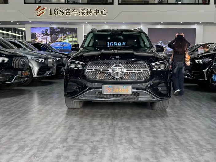 Mercedes-Benz GLE Imported 2024 Model GLE 450 4MATIC Luxury Model – фото 2