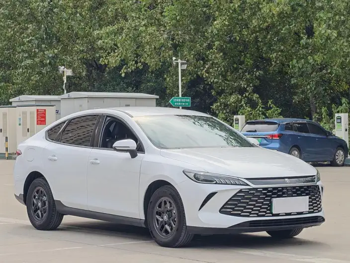 BYD Qin PLUS DM 2025 Model Smart Driving Edition DM-i 55KM Leading Model – фото 3