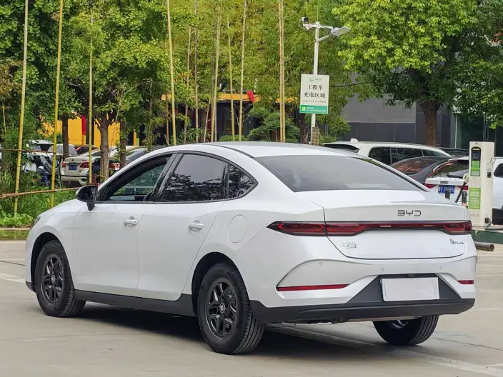 BYD Qin PLUS DM 2025 Model Smart Driving Edition DM-i 55KM Leading Model – фото 5