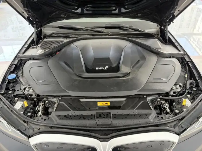 BMW i3 2023 Model eDrive35L – фото 7