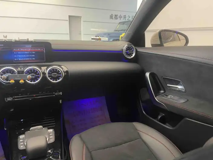 Mercedes-Benz CLA Imported 2022 Model CLA 200 Four-door Coupe – фото 6