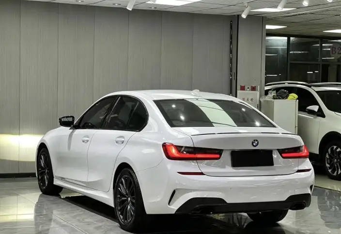 BMW 3 Series 2020 Model 330i M Sports Night Set – фото 4