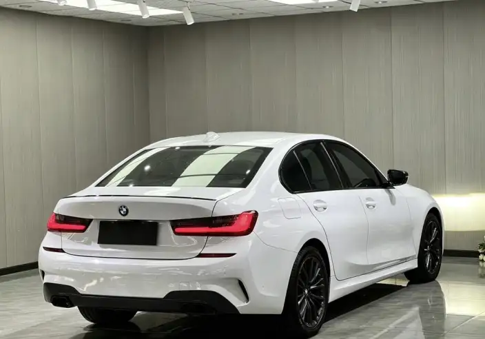 BMW 3 Series 2020 Model 330i M Sports Night Set – фото 6