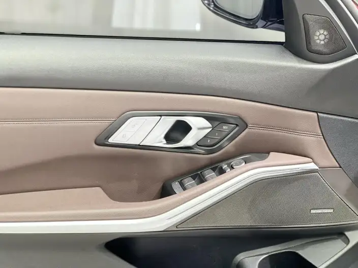 BMW 3 Series 2020 Model 330i M Sports Night Set – фото 9