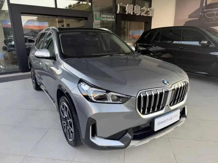 BMW X1 2023 Model xDrive25Li X Design Set – фото 3