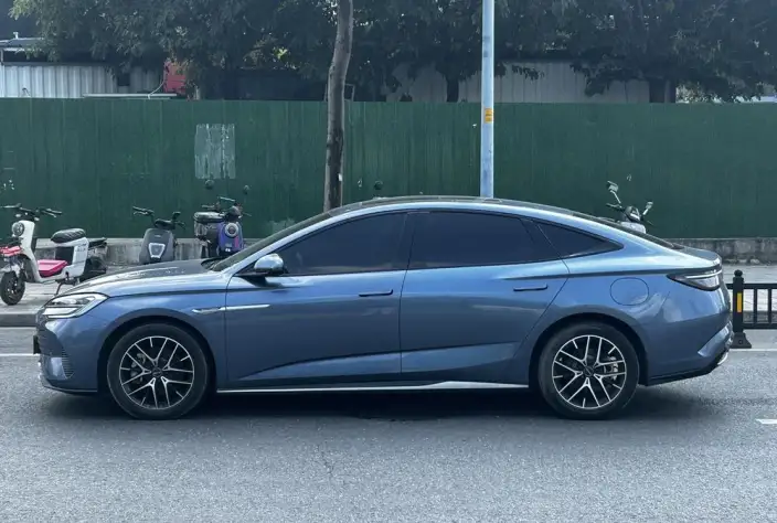 BYD Seal DM 2023 Model DM-i 1.5L 121KM Noble Model – фото 4