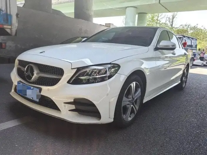 Mercedes-Benz C-Class 2020 Model C 260 L Sports Edition – фото 1