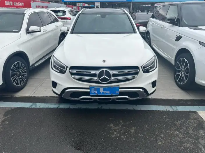 Mercedes-Benz GLC 2022 Model Facelift GLC 260 L 4MATIC Luxury Model – фото 2