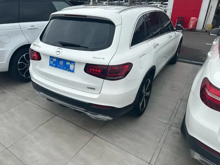 Mercedes-Benz GLC 2022 Model Facelift GLC 260 L 4MATIC Luxury Model – фото 6