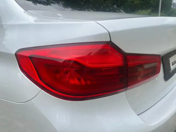 BMW 5 Series 2020 Model 530Li Leading Model M Sports Set – фото 9